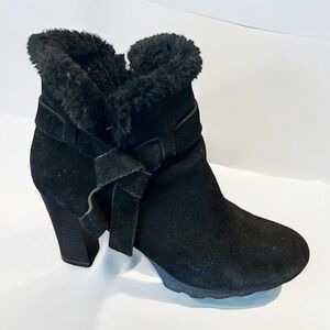 Valdini Suede Fur Interior Ankle Chunky Heeled platform heel boots 8